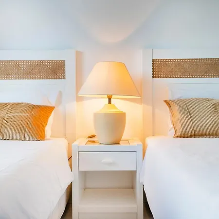 شقة Prainha Family Fun | Balcony & Pools