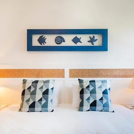 아파트 Prainha Family Fun | Balcony & Pools