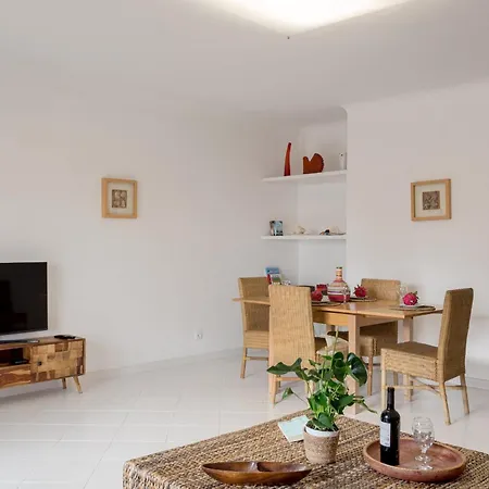 Apartamento Prainha Family Fun | Balcony & Pools *